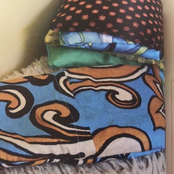 COPY - Handmade Home DIY Arts and Crafts Book. - Picture 6 of 6